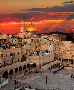 The Western Wall and the Dome of the Rock at sunset in Jerusalem with Steven Rona from Israel Revealed.