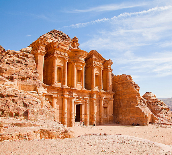 Guided walking tours of the ancient city of Petra with Daniel Rona.